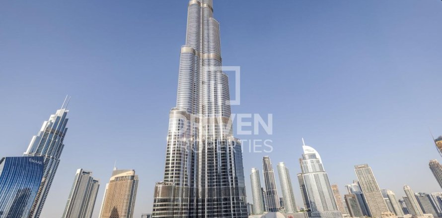 Apartment de 3 dormitorios en The Address Residences Dubai Opera, UAE No. 190291