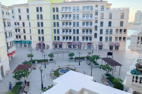 3 bedrooms Apartment in Doha, Qatar No. 57781 4