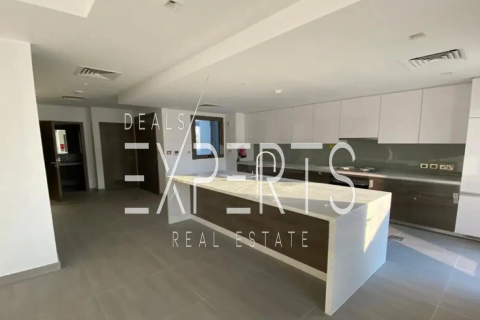 3 غرف نوم منزل ذو طابقين  رقم 124643 12