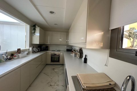 4 bedrooms Townhouse in Ras Al Khaimah, UAE No. 183814 4
