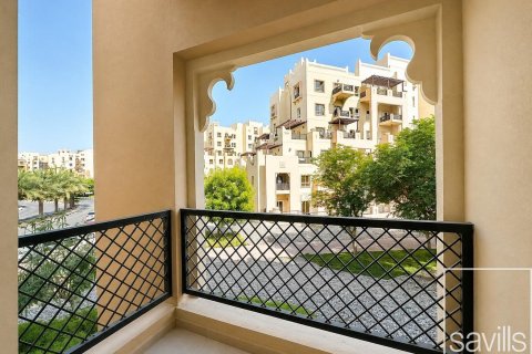 Appartement de 3 chambres à Remraam, UAE No. 201098 14