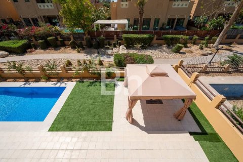 Вилла с 5 спальнями в Al Furjan, ОАЭ №87221 4