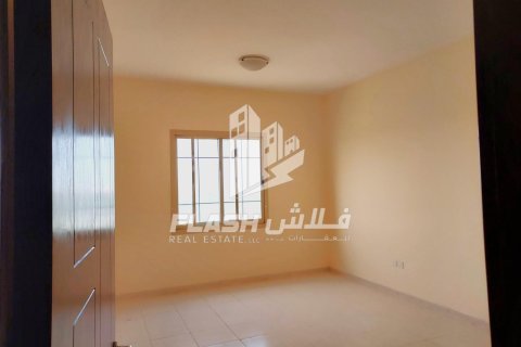 Apartment de 2 dormitorios en Yasmin Village, UAE No. 172084 8