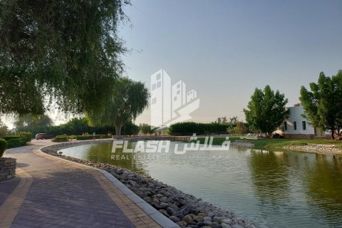 Apartment de 2 dormitorios en Yasmin Village, UAE No. 172084 10