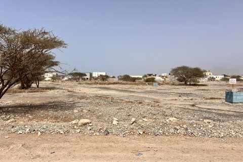 Land de 929m² en Al Qusaidat, UAE No. 172082 6