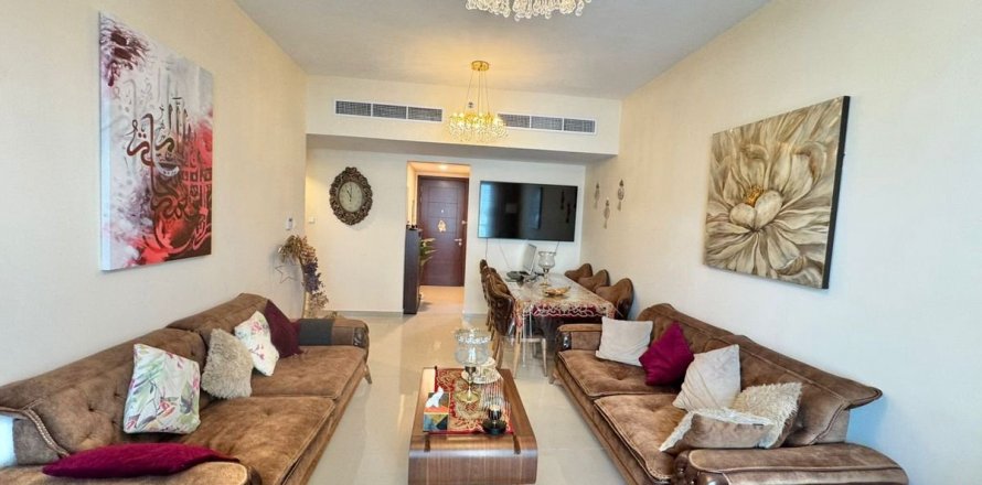 Квартира с 3 спальнями в Дубай, ОАЭ №141195