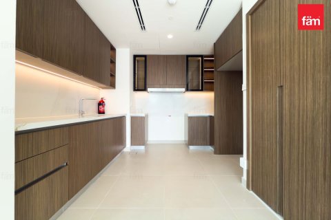 Квартира с 3 спальнями в Дубай, ОАЭ №141194 8