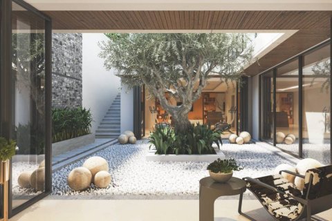 6 bedrooms Villa in Dubai, UAE No. 15712 2