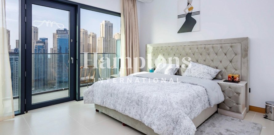 Appartement de 3 chambres à The Address Dubai Marina, UAE No. 154529