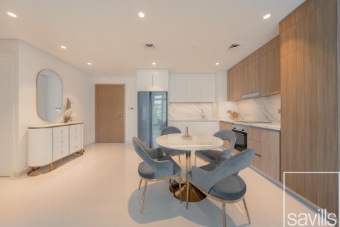 Квартира с 2 спальнями в EMAAR Beachfront, ОАЭ №136507 7