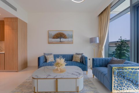 Квартира с 2 спальнями в EMAAR Beachfront, ОАЭ №136507 8