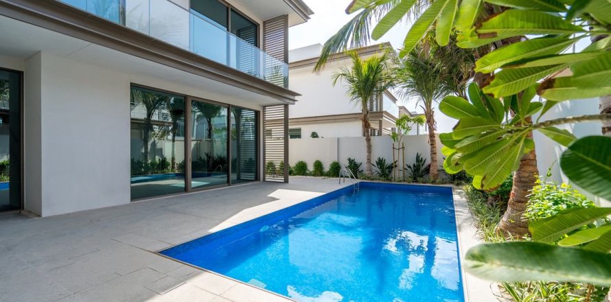 Villa de 5 dormitorios en Al Sufouh, UAE No. 166593