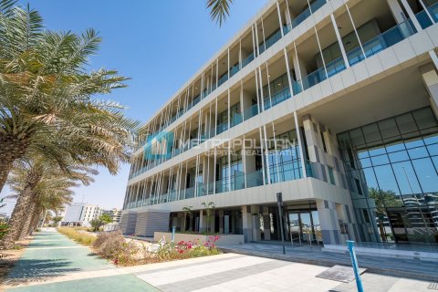 Apartment de 3 dormitorios en Al Raha Beach, UAE No. 79076 5