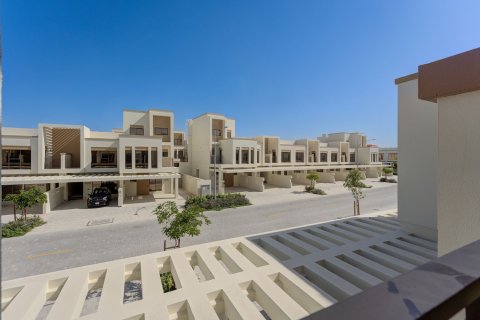 Таунхаус с 4 спальнями в Damac Lagoons, ОАЭ №199703 4
