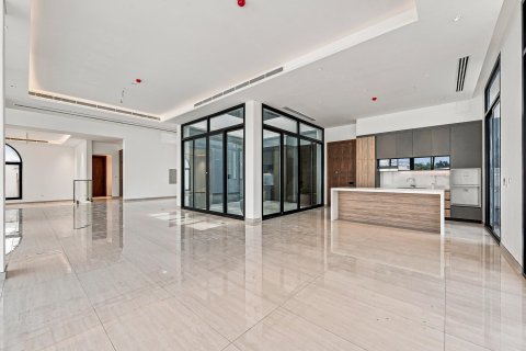 5 bedrooms Villa in Dubai, UAE No. 199701 22