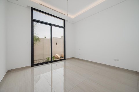 5 bedrooms Villa in Dubai, UAE No. 199701 13