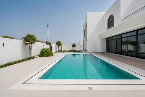 5 bedrooms Villa in Dubai, UAE No. 199701 28