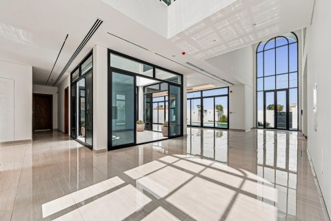 5 bedrooms Villa in Dubai, UAE No. 199701 18