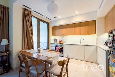 3 bedrooms Villa in EMAAR South, UAE No. 198970 14