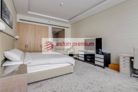 Studio Apartment in The Palm Tower, UAE No. 198966 14