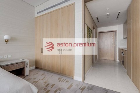 Studio Apartment in The Palm Tower, UAE No. 198966 13