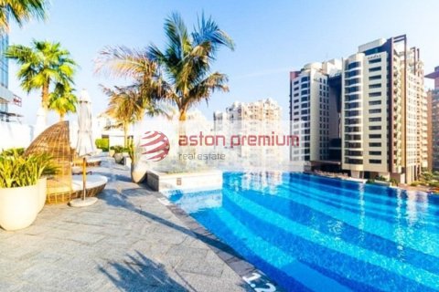 Studio Apartment in The Palm Tower, UAE No. 198971 6