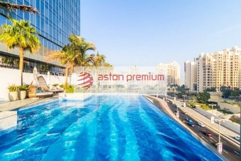 Studio Apartment in The Palm Tower, UAE No. 198971