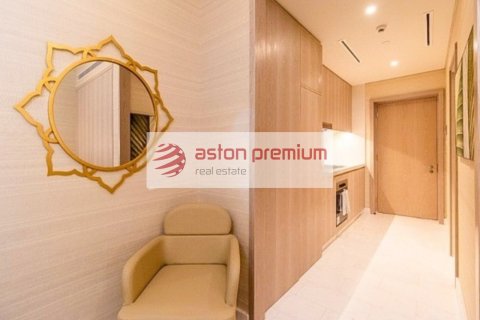 Studio Apartment in The Palm Tower, UAE No. 198971 9