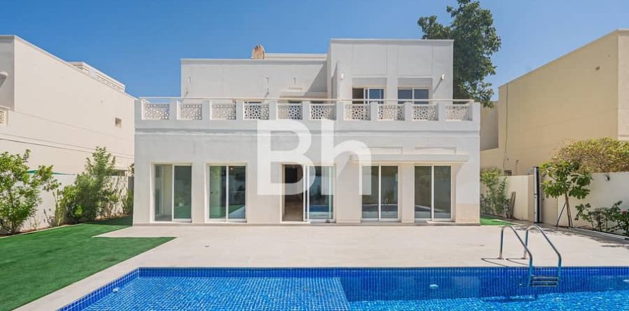 Villa de 5 chambres  No. 114282