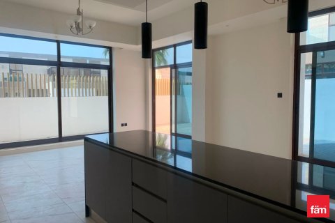 4 bedrooms Townhouse in Dubai, UAE No. 165095 10