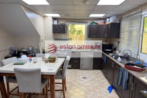 Villa de 4 dormitorios en Jumeirah Village Circle, UAE No. 188356 12