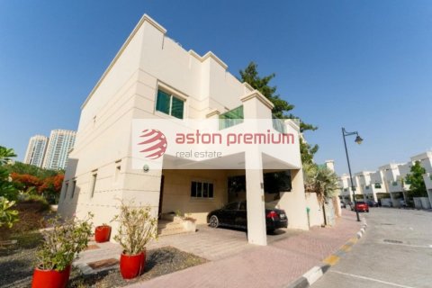 Villa de 4 dormitorios en Jumeirah Village Circle, UAE No. 188356