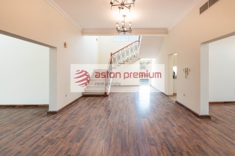 5 bedrooms Villa in Al Barsha 2, UAE No. 188357 7
