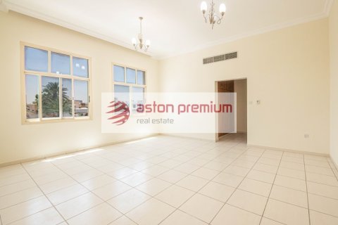 5 bedrooms Villa in Al Barsha 2, UAE No. 188357 30