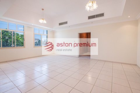 5 bedrooms Villa in Al Barsha 2, UAE No. 188357 28