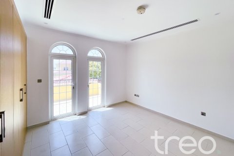 3 غرف نوم فيلا في Legacy, الإمارات العربية المتحدة رقم 188113 20
