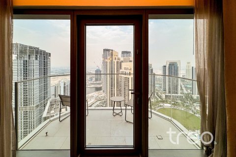 Квартира с 3 спальнями в Address Harbour Point, ОАЭ №188115 5
