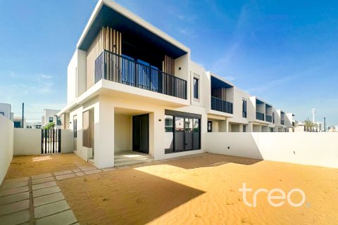 4 bedrooms Townhouse in Dubai, UAE No. 188114