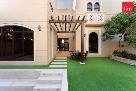 Таунхаус с 4 спальнями №126589 5