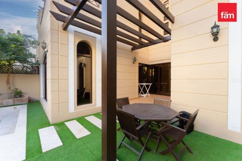 Таунхаус с 4 спальнями №126589 6