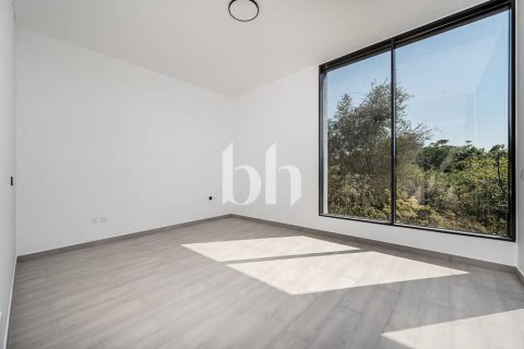 Villa de 5 dormitorios No. 113323 3