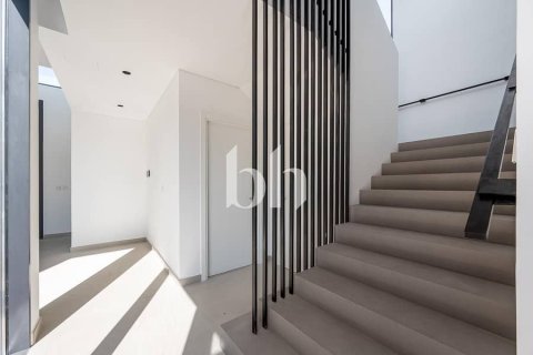 Villa de 5 dormitorios No. 113323 15