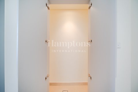 Townhouse de 3 dormitorios en The Valley, UAE No. 142993 9