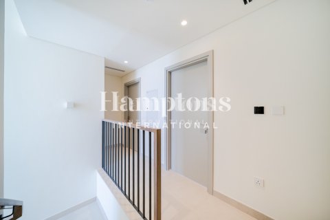 Townhouse de 3 dormitorios en The Valley, UAE No. 142993 4