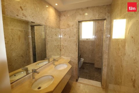 6 bedrooms Villa in Al Barsha, UAE No. 210871 14