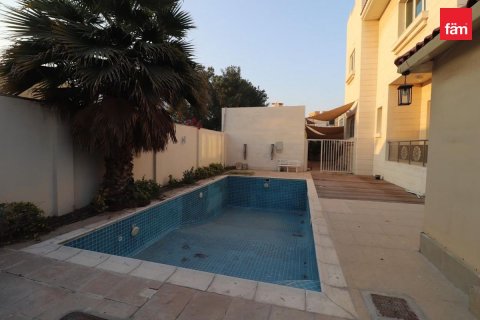 6 bedrooms Villa in Al Barsha, UAE No. 210871 16
