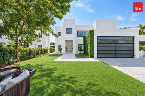 4 bedrooms Villa in Jumeirah Islands, UAE No. 210872 23