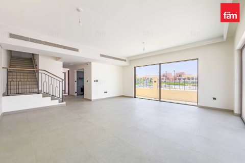 5 bedrooms Townhouse in Dubai, UAE No. 210869