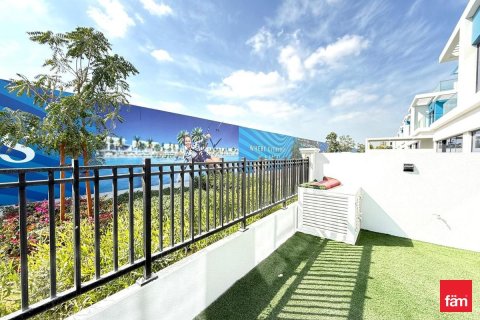 4 bedrooms Townhouse in Dubai, UAE No. 143445 3