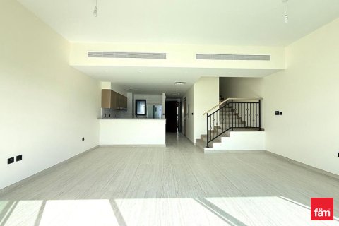 4 bedrooms Townhouse in Dubai, UAE No. 143445